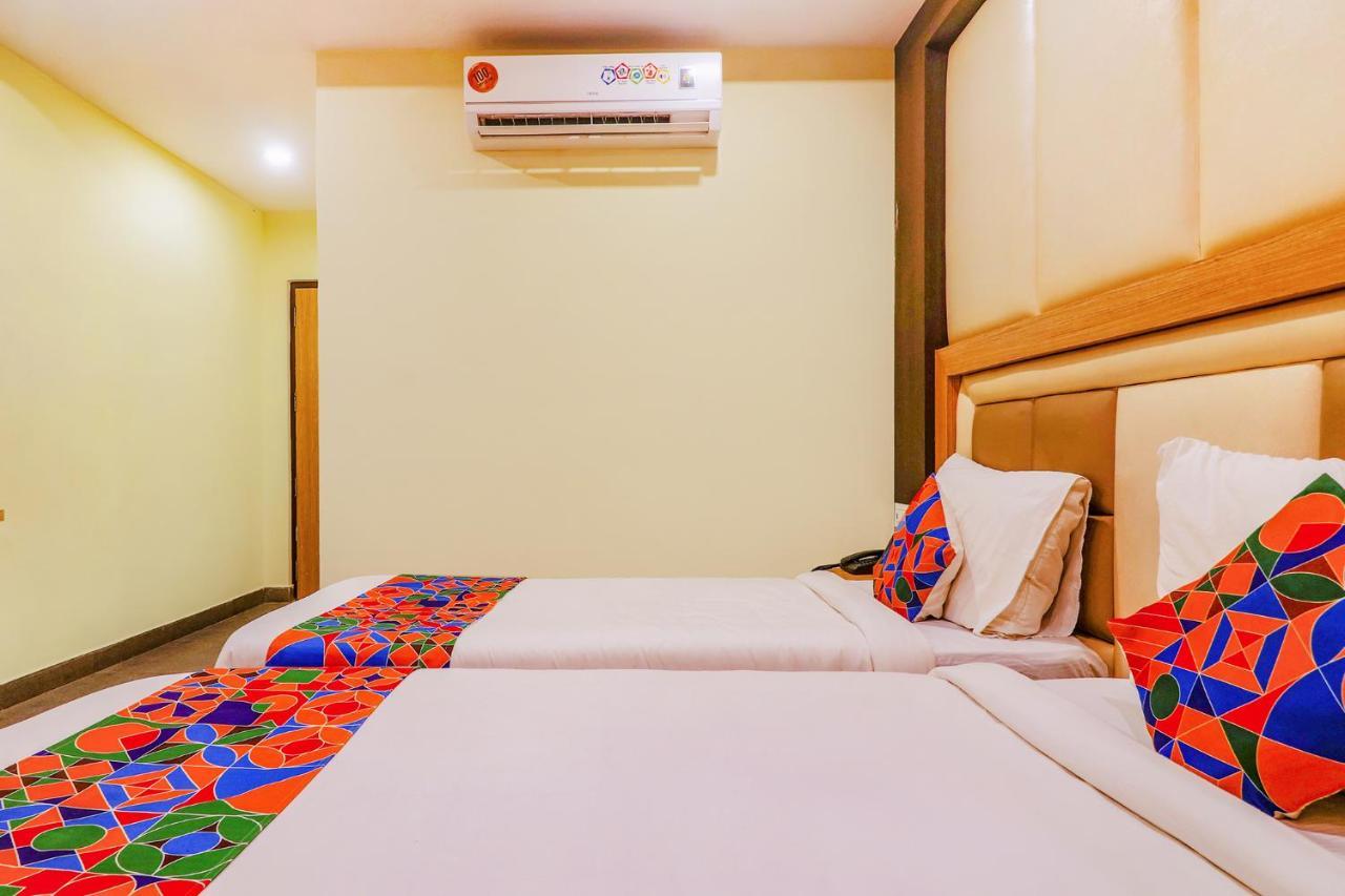 Fabhotel Keerthi'S Anupama - Nr Indira Gandhi Stadium Vijayawada Exterior photo