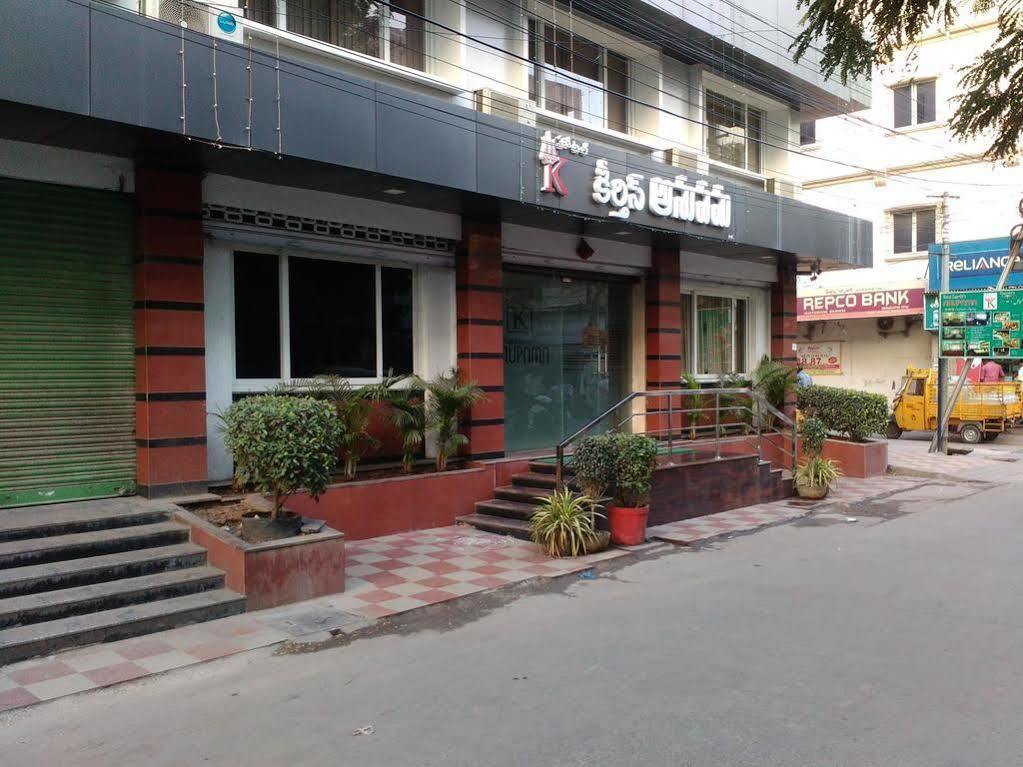 Fabhotel Keerthi'S Anupama - Nr Indira Gandhi Stadium Vijayawada Exterior photo